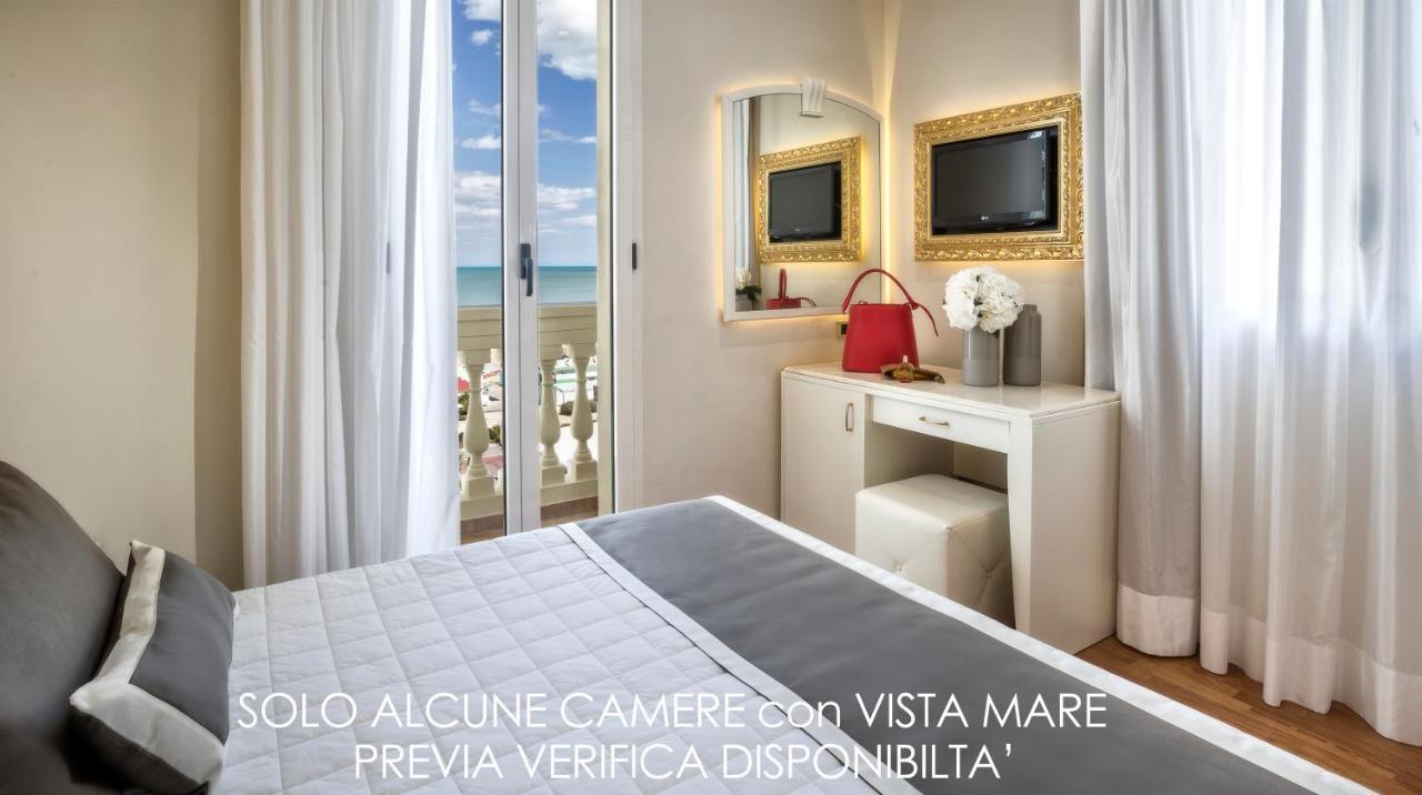 Novecento Suite Hotel Ричоне Екстериор снимка