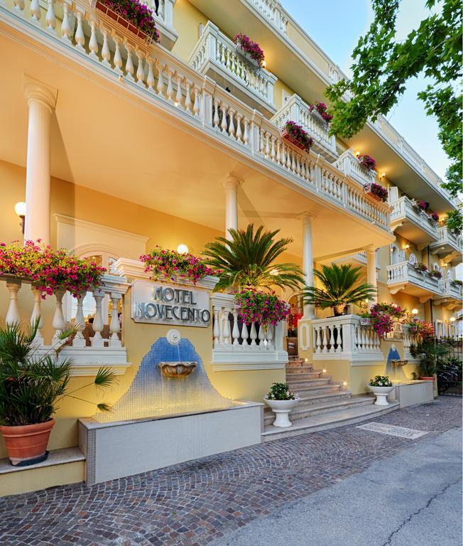 Novecento Suite Hotel Ричоне Екстериор снимка