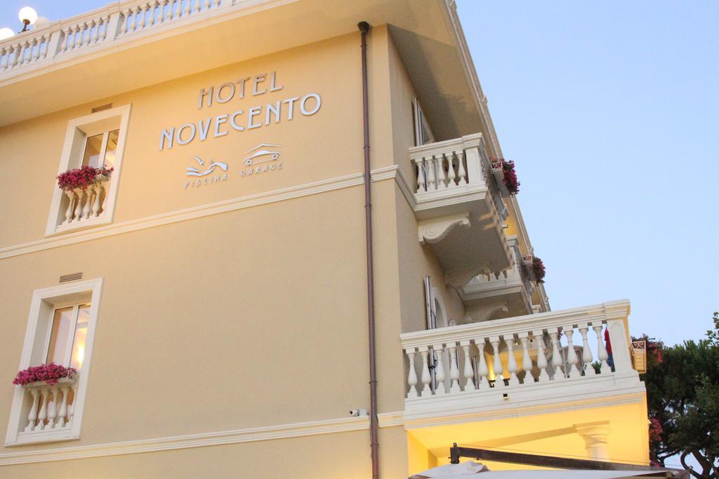 Novecento Suite Hotel Ричоне Екстериор снимка
