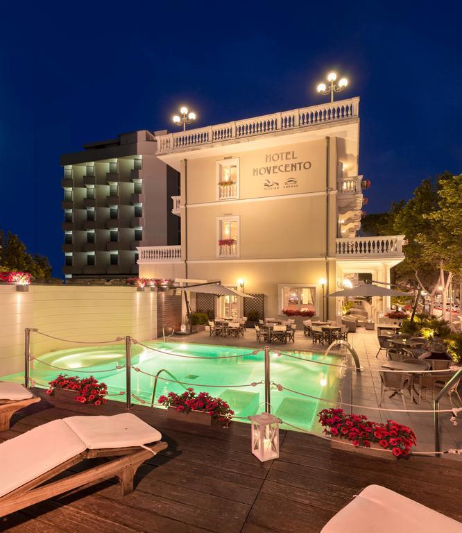 Novecento Suite Hotel Ричоне Екстериор снимка