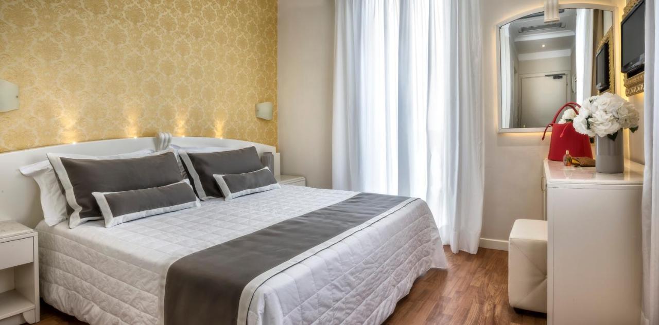 Novecento Suite Hotel Ричоне Екстериор снимка